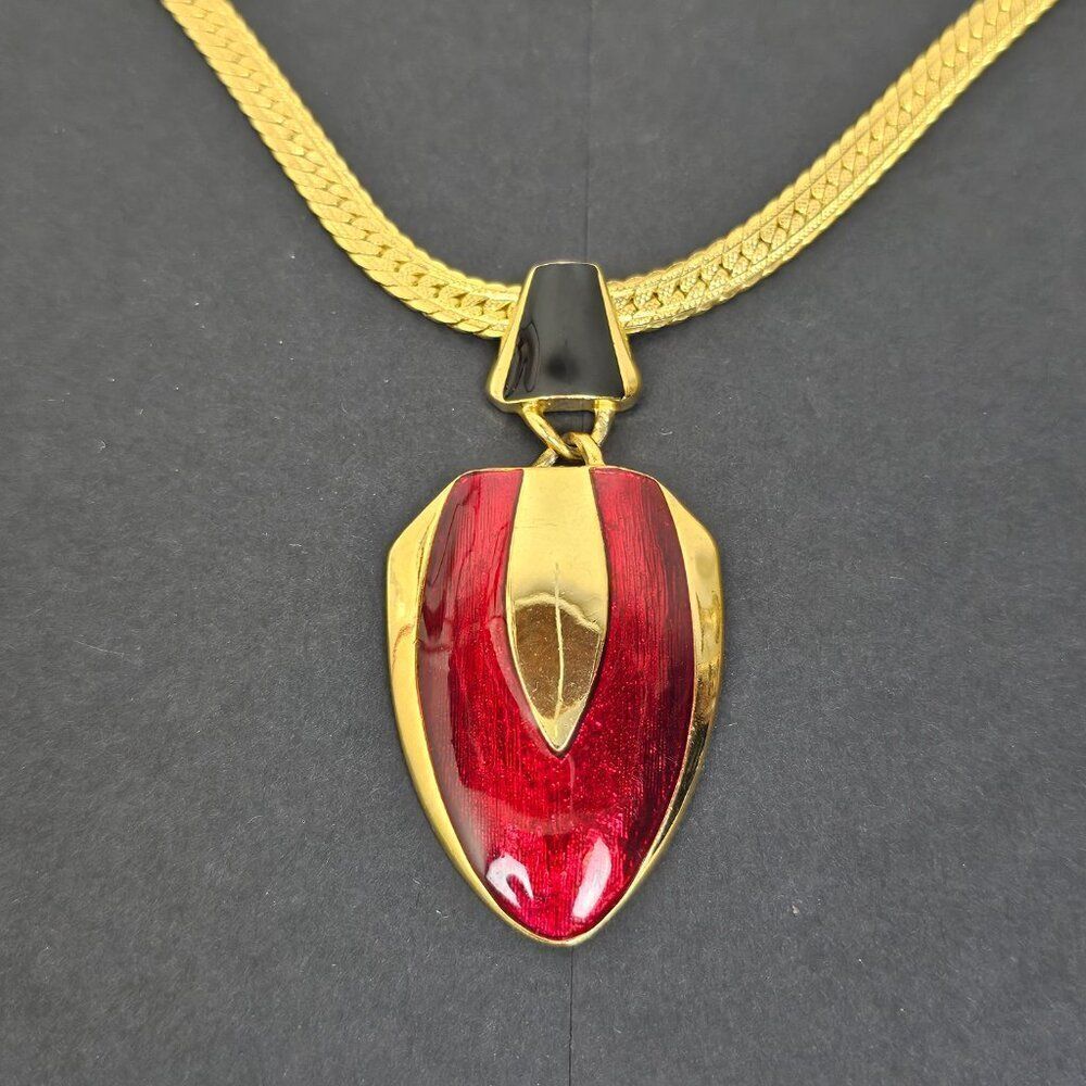 Vintage Black Red Enamel Fixed Pendant Necklace Gold Tone Chain 80s 90s Chunky - Picture 10 of 11